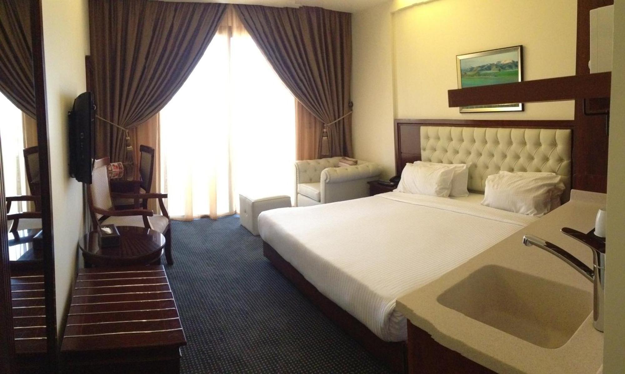 ביירות Midtown Hotel & Suites מראה חיצוני תמונה